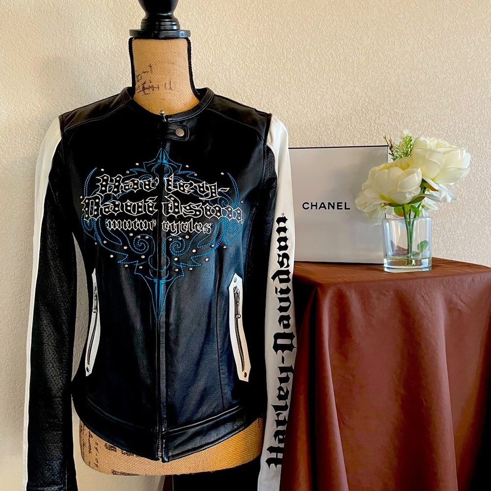 Womens Small Harley-Davidson leather jacket bedazzled with rhinestones